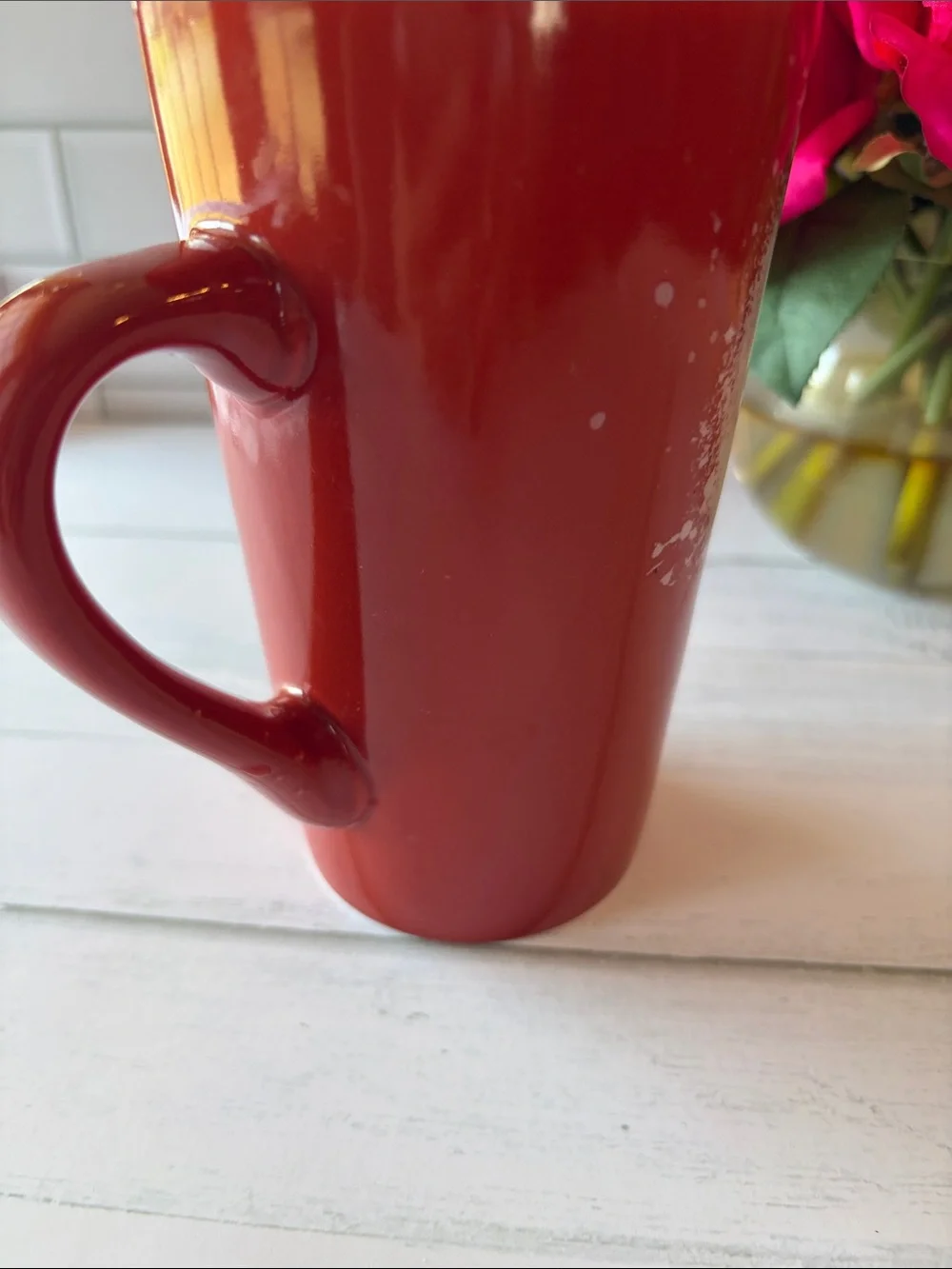Starbucks Red Ombre Ceramic Mug with Green Logo  Heart design